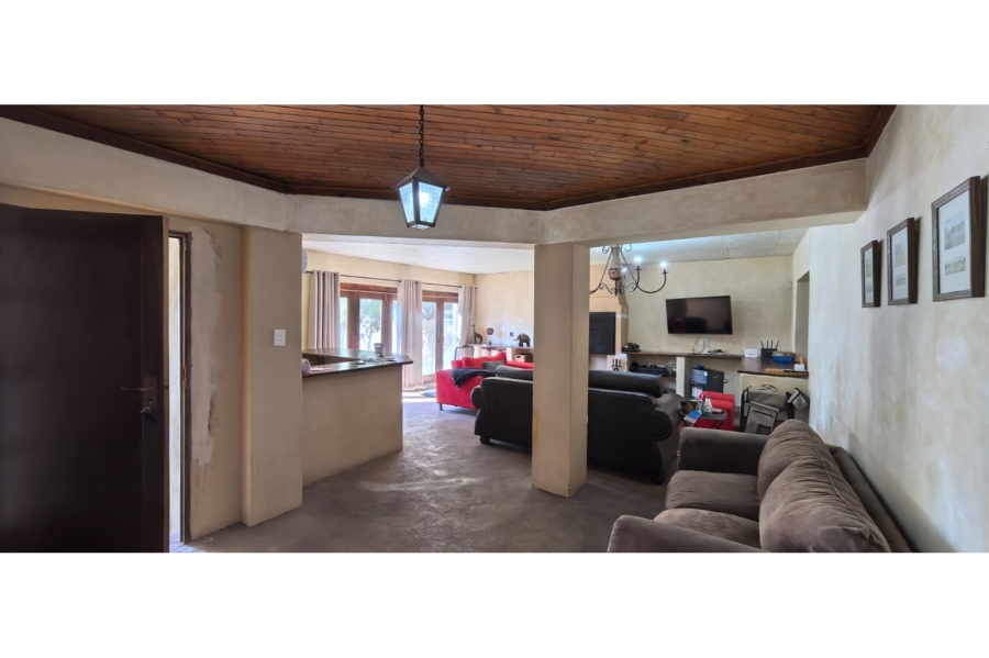 4 Bedroom Property for Sale in Beaconsfield Northern Cape